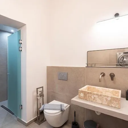 Apartment 2br 5' From Filopappou Athens