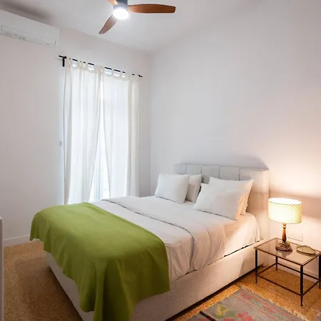 Apartment 2br 5' From Filopappou Athens
