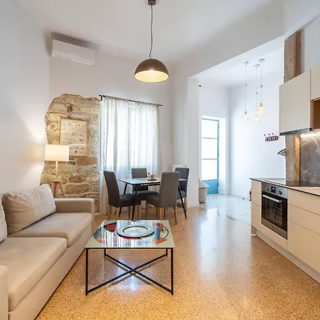 2br 5' From Filopappou * Athens